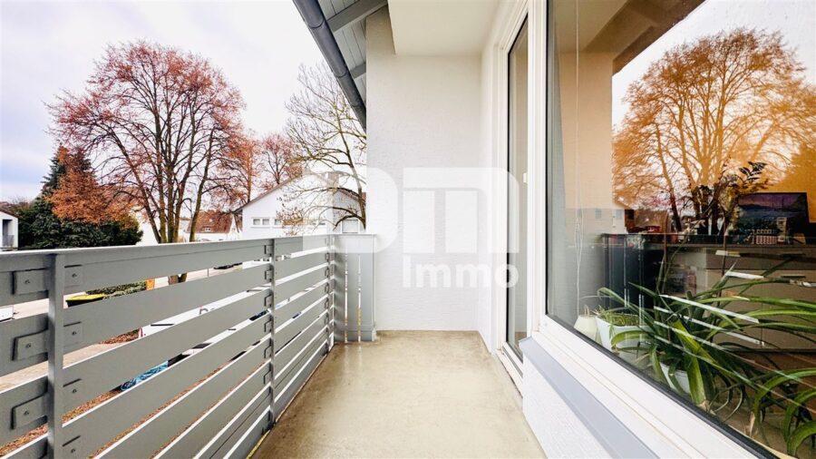 (R)eserviert!Kompakte Zweizimmerwohnung mit Balkon, Kellerraum - Balkon